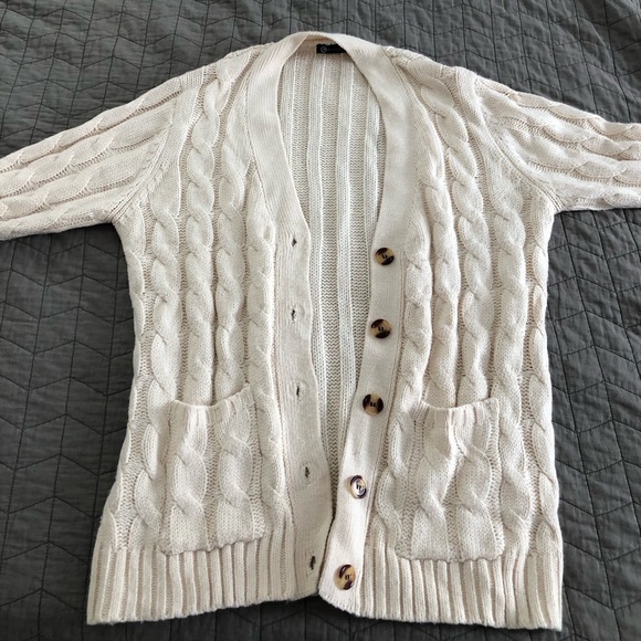 Size XL cream color sweater - Picture 1 of 1